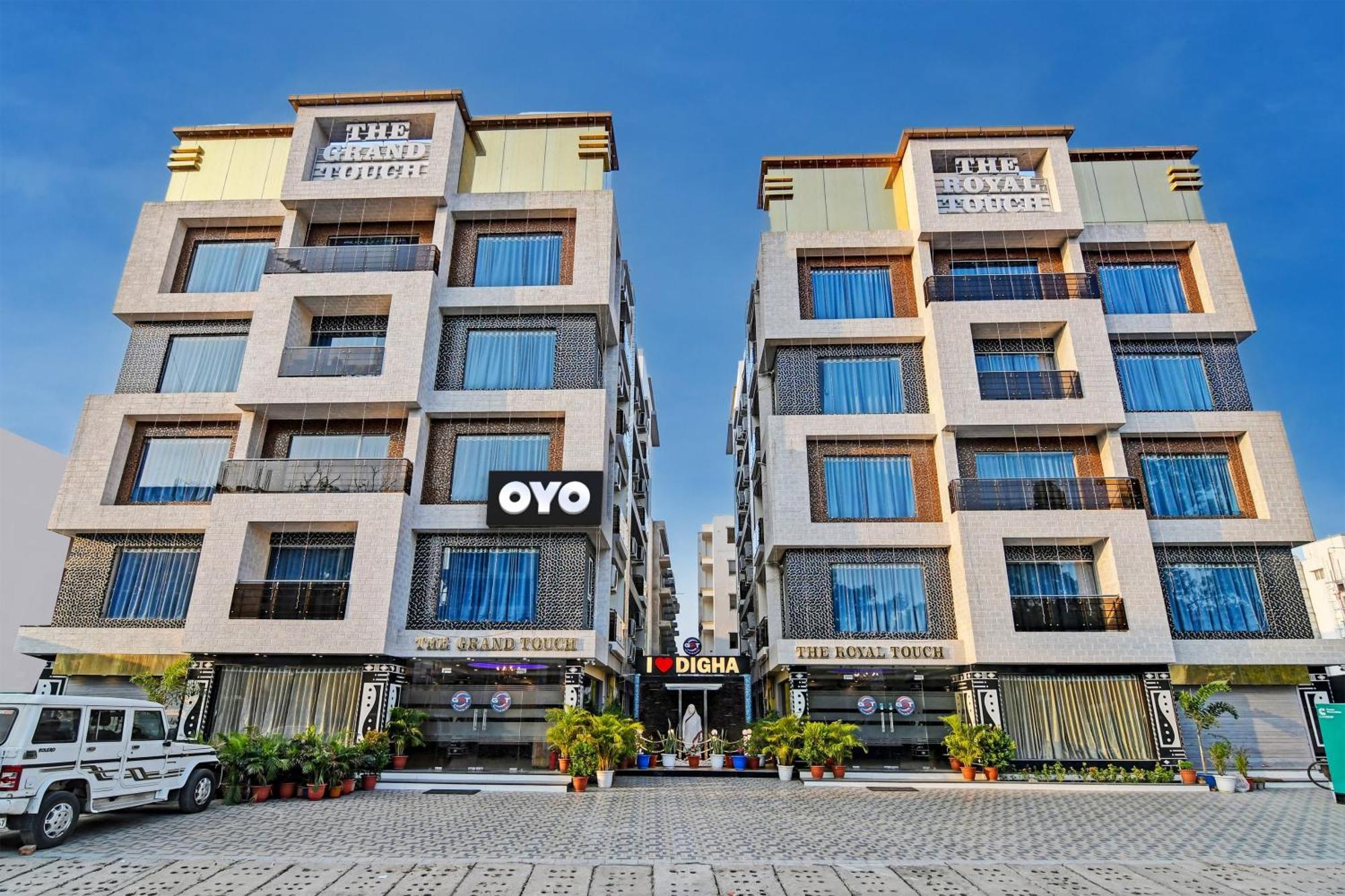 Townhouse The Grand Touch & The Royal Touch Hotel Digha  Bagian luar foto
